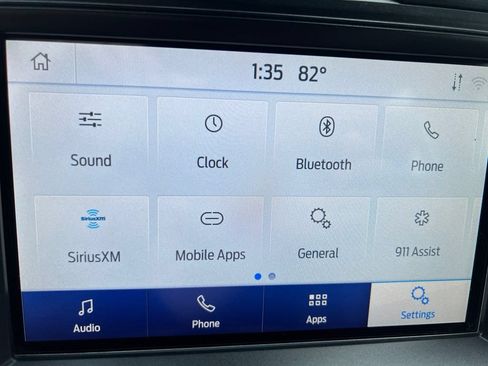 Used 2020 Ford Expedition XLT w/ Equipment Group 202A AWD/4WD image 43