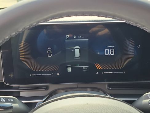 New 2026 Kia Carnival FWD image 32