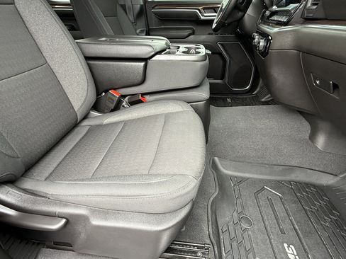Used 2024 Chevrolet Silverado 1500 RST AWD/4WD image 14