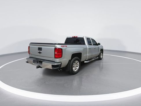 Used 2018 Chevrolet Silverado 1500 LT w/ All Star Edition AWD/4WD image 10