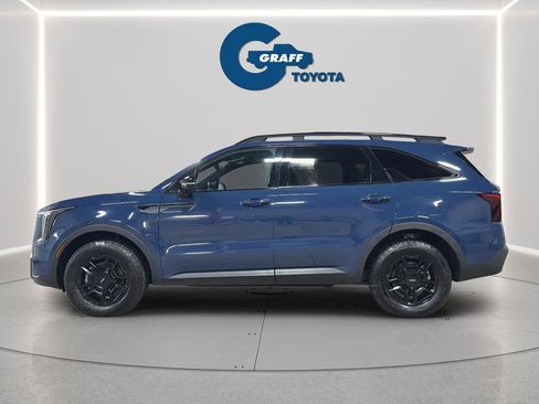 Used 2024 Kia Sorento SX Prestige image 3