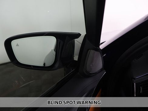 Used 2021 BMW M5 image 9