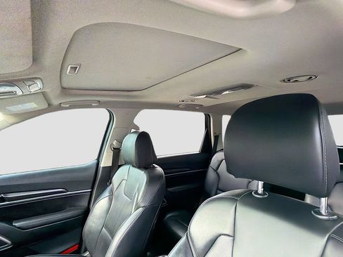 Used 2024 Kia Telluride S w/ S Sunroof Package FWD image 25