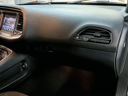 Used 2021 Dodge Challenger SXT image 16