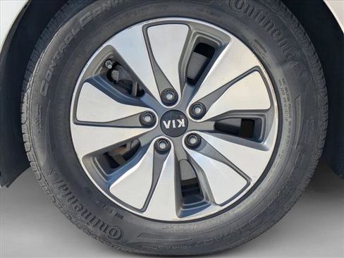 Used 2018 Kia Optima Premium image 10