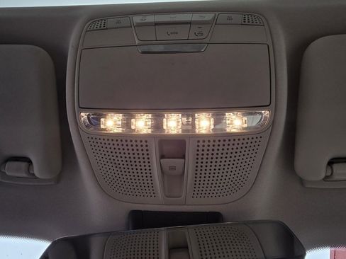 Used 2021 Mercedes-Benz E 350 4MATIC Sedan image 23