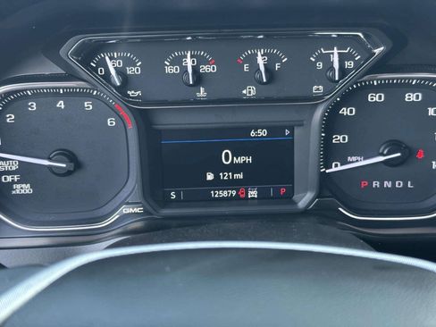 Used 2021 GMC Sierra 1500 SLT w/ SLT Premium Package AWD/4WD image 24