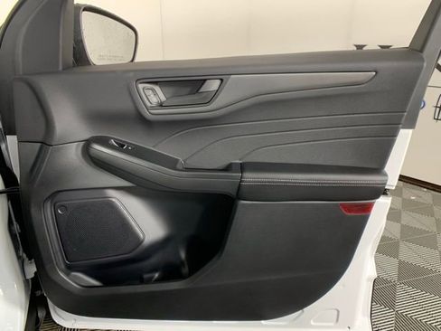 New 2025 Ford Escape Active w/ Tech Pack #1 image 38