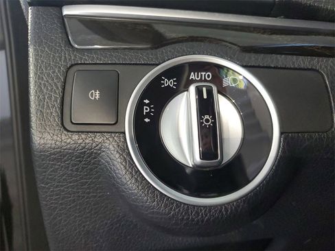 Used 2014 Mercedes-Benz E 350 Cabriolet image 23