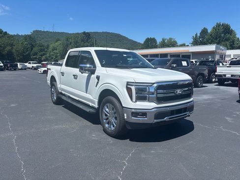 New 2026 Ford F150 Lariat w/ Equipment Group 501A Mid AWD/4WD image 3