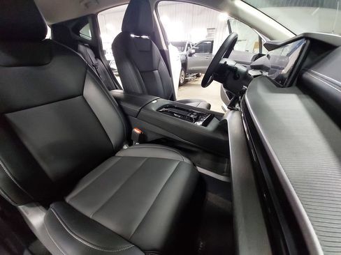 Certified 2025 Nissan Murano SV w/ Cargo Package AWD/4WD image 10