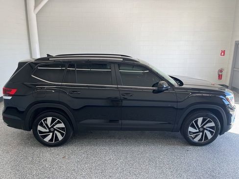 New 2026 Volkswagen Atlas SE FWD image 7