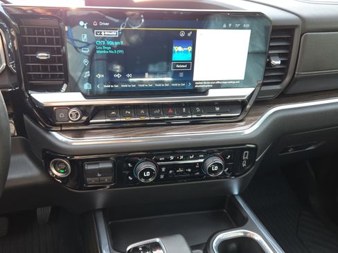 Certified 2023 Chevrolet Silverado 1500 LT Trail Boss w/ LT Trail Boss Premium Package AWD/4WD image 20