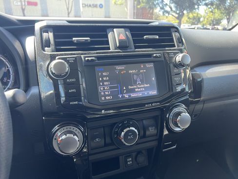 Used 2016 Toyota 4Runner Trail image 11