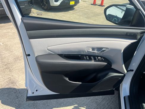New 2026 Hyundai Tucson Limited FWD image 27