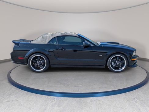 Used 2007 Ford Mustang GT image 4