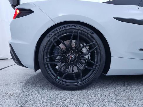 Used 2024 Chevrolet Corvette Z06 w/ Z07 Performance Package RWD image 30