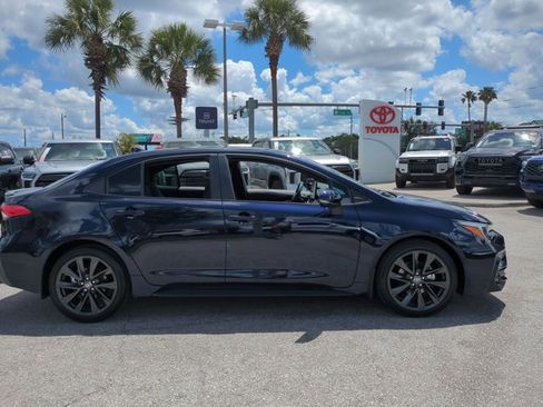 Certified 2025 Toyota Corolla SE w/ SE Premium Package FWD image 5