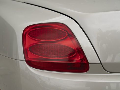 Used 2011 Bentley Continental GTC image 60