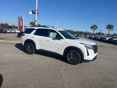 New 2026 Nissan Pathfinder SV image 1