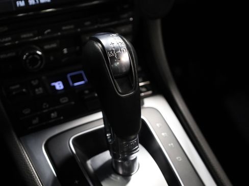 Used 2013 Porsche 911 Carrera 4S image 29