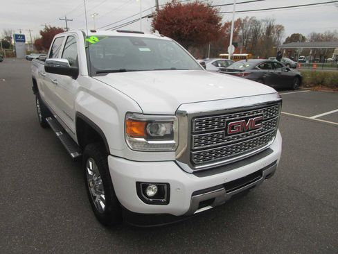 Used 2019 GMC Sierra 2500 Denali image 4