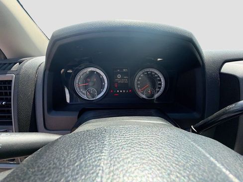 Used 2013 RAM 1500 Express RWD image 29