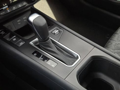 New 2026 Nissan Kicks SV image 22