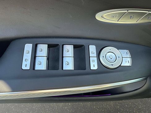 Used 2024 Genesis GV70 3.5T Sport image 20