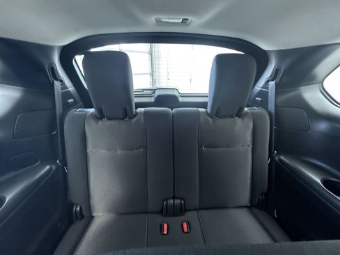 Used 2020 Nissan Pathfinder S image 37