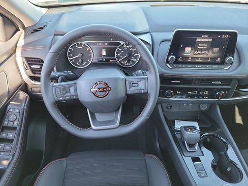 New 2026 Nissan Rogue SV AWD/4WD image 9