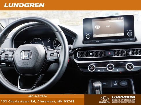 Used 2023 Honda Civic Sport image 6