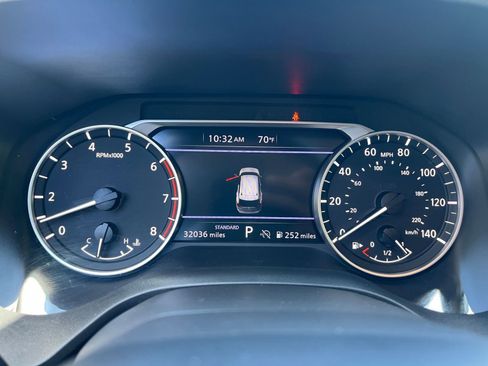 Used 2025 Nissan Rogue SV FWD image 42