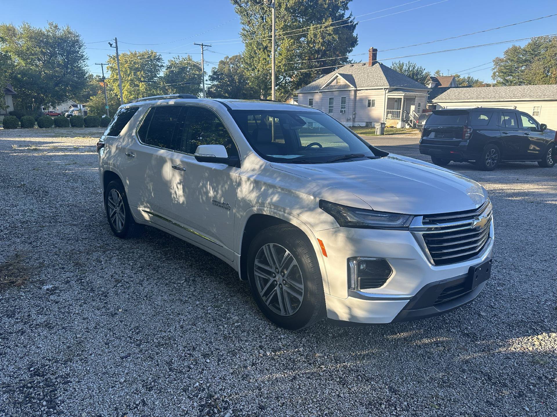 Used 2022 Chevrolet Traverse High Country w/ LPO, Floor Liner Package AWD/4WD image 10