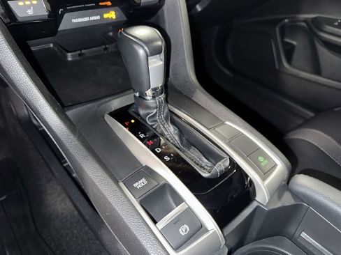 Certified 2020 Honda Civic Touring image 29
