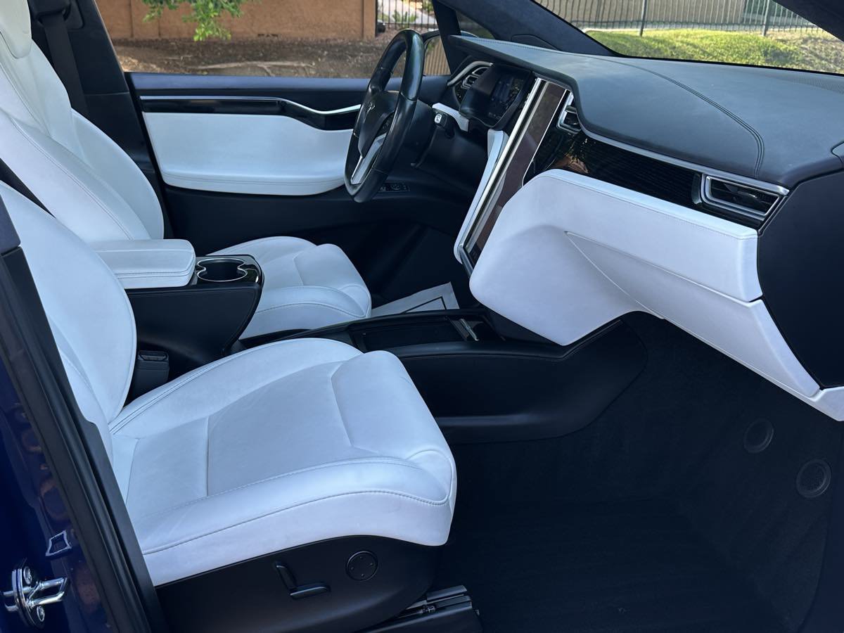 Used 2018 Tesla Model X 100D AWD/4WD image 26