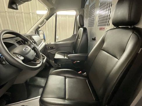 Used 2024 Ford Transit 250 148 Medium Roof w/ Load Area Protection Package image 10