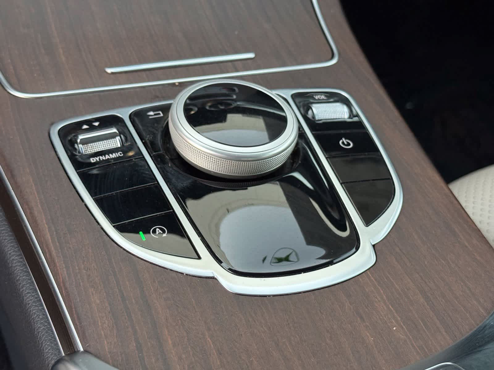 Used 2021 Mercedes-Benz C 300 Sedan image 33