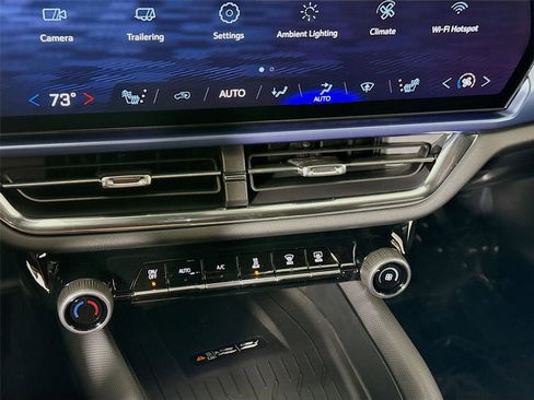 New 2026 Chevrolet Equinox EV LT image 11