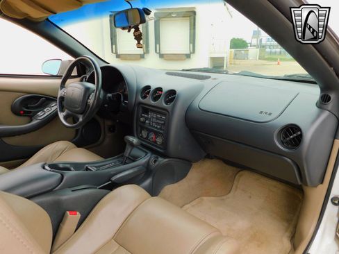 Used 1996 Pontiac Firebird Coupe image 21