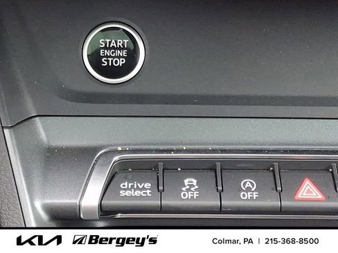 Used 2025 Audi Q3 2.0T Premium w/ Convenience Package AWD/4WD image 26