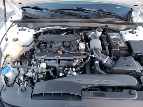 Used 2024 Kia K5 GT-Line image 11