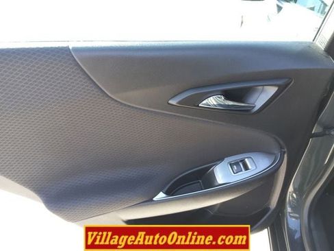 Used 2016 Chevrolet Malibu LT w/ Driver Confidence Package image 18