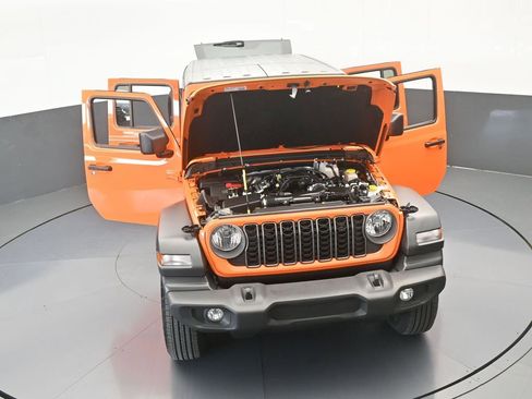 Used 2025 Jeep Wrangler Sport image 72