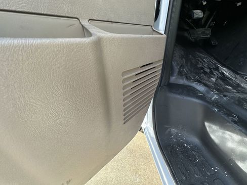 New 2025 Chevrolet Express 2500 image 20