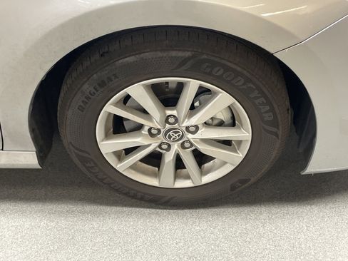 Used 2025 Toyota Camry LE w/ Convenience Package FWD image 37