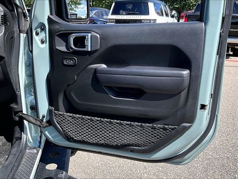Used 2023 Jeep Wrangler Unlimited w/ Cold Weather Group AWD/4WD image 12