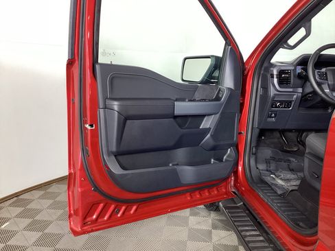Used 2025 Ford F150 XLT w/ Equipment Group 302A MID AWD/4WD image 15
