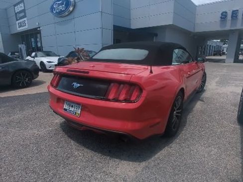 Used 2017 Ford Mustang Premium RWD image 3