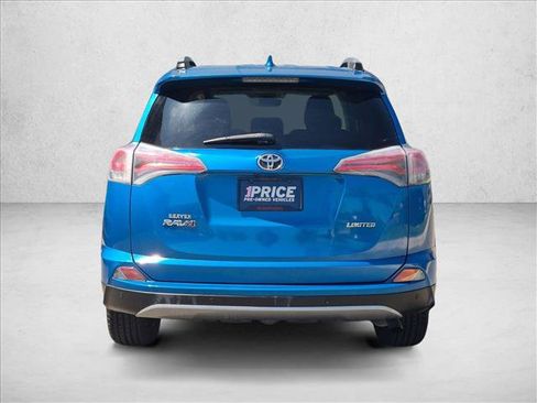 Used 2017 Toyota RAV4 Limited FWD image 7